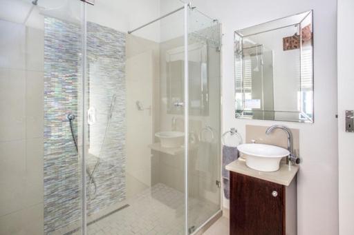 Sunset Beach Holiday Accommodation Cape Town Eksteriør bilde