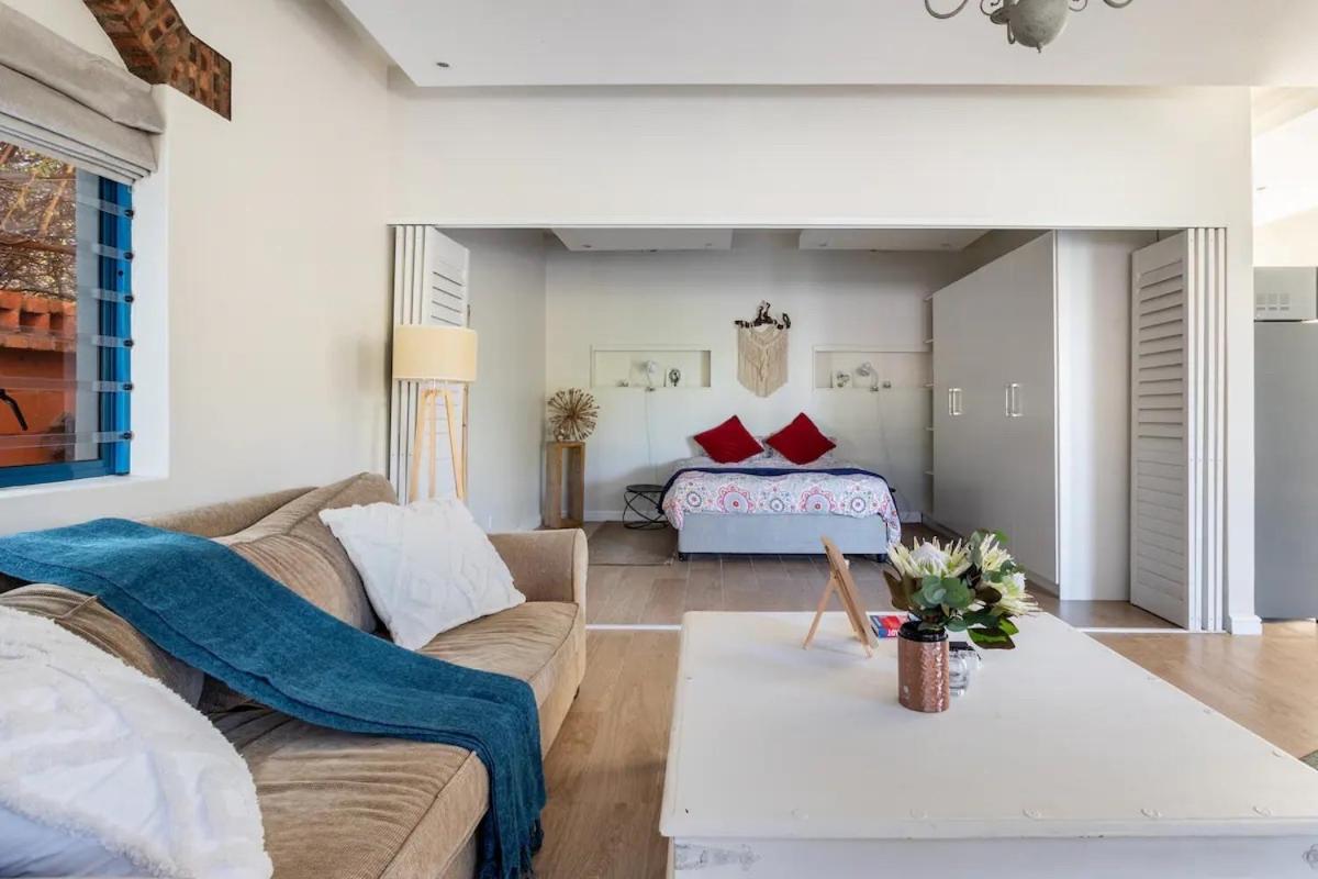 Sunset Beach Holiday Accommodation Cape Town Eksteriør bilde